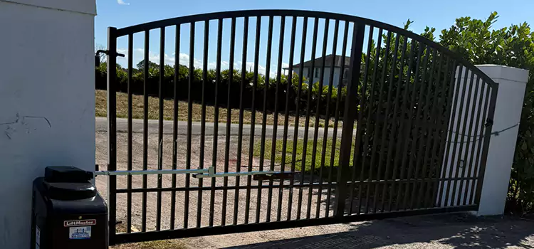 Driveway Fence Repair Parksville